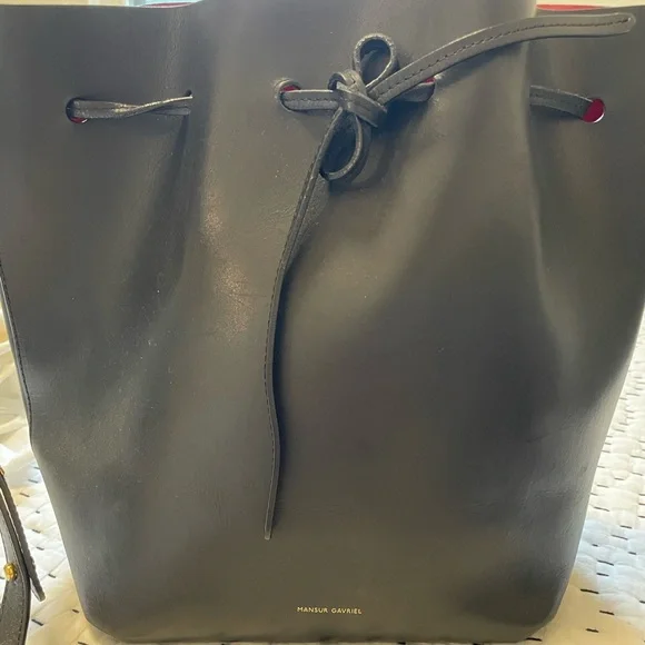 Mansur Gavriel large black bucket bag with red interior. - Picture 2 of 8